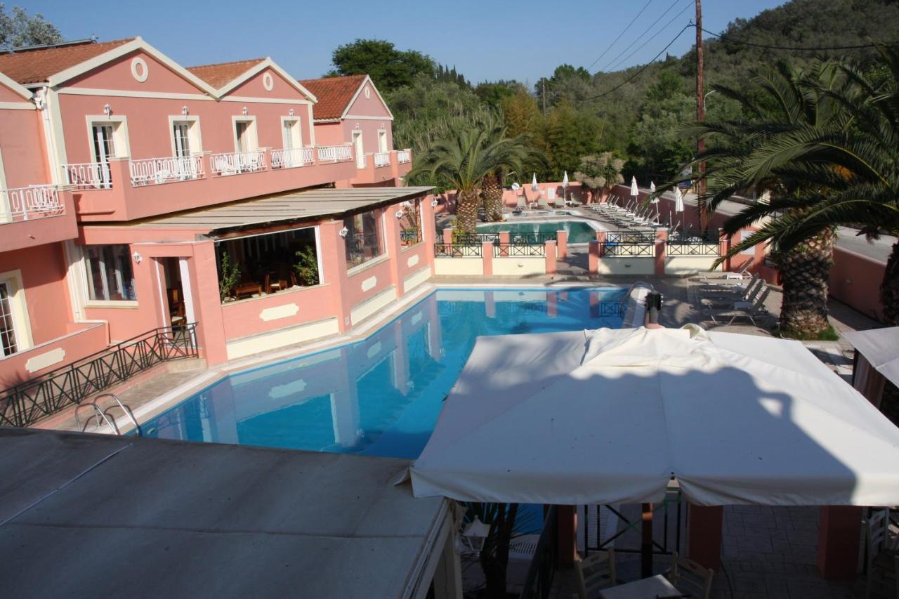 Hotel Joy 3*